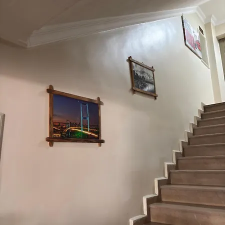 Hostel Huzur Uemraniye *